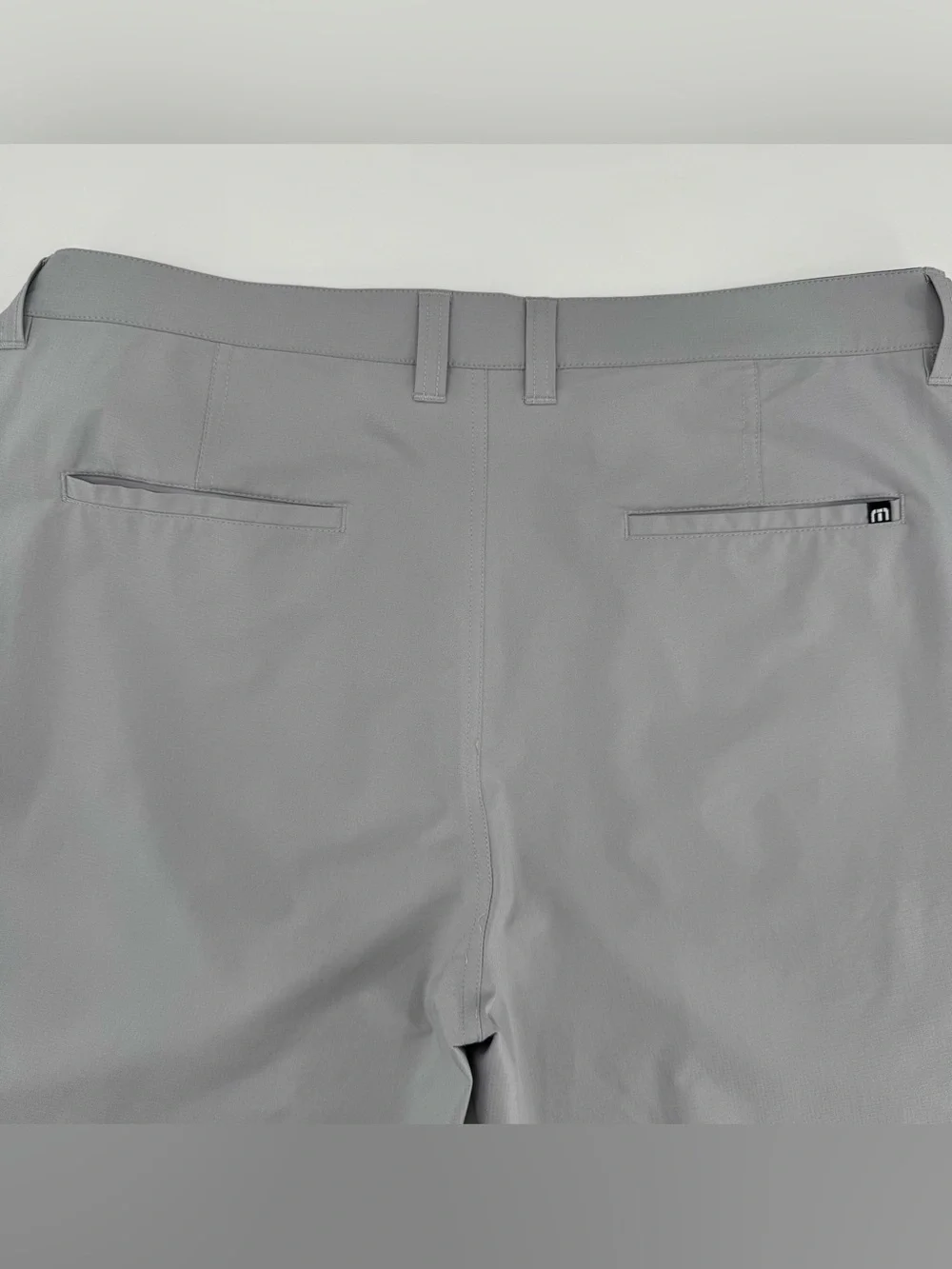 TravisMathew Men’s Golf Shorts Gray Size 36 Stretch 88% Polyester 12% Elastane